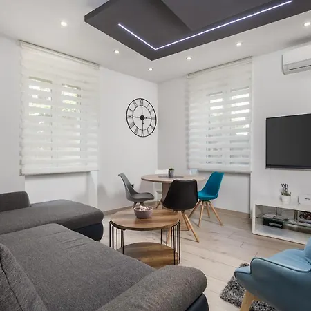 Old Town Apartment