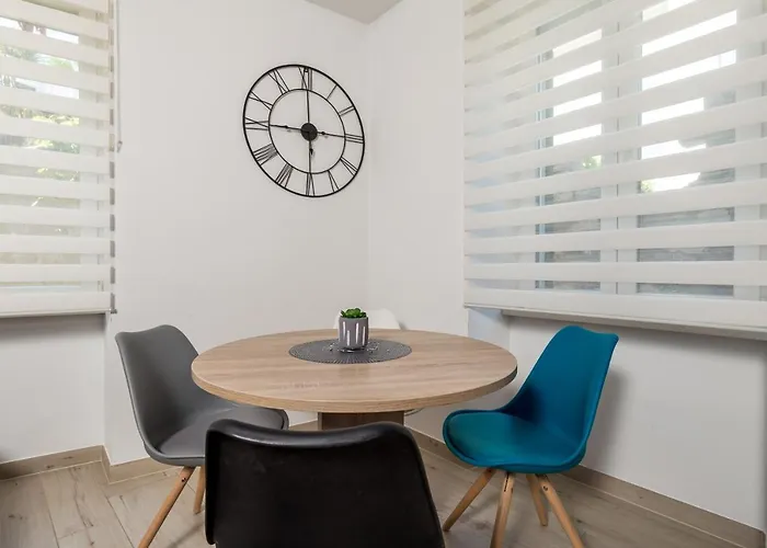 Old Town Apartman *